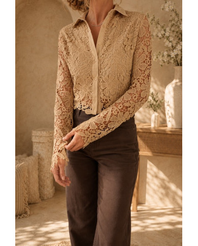 Chemisier brodé beige foncé