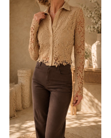 Chemisier brodé beige foncé