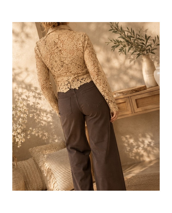 Chemisier brodé beige foncé