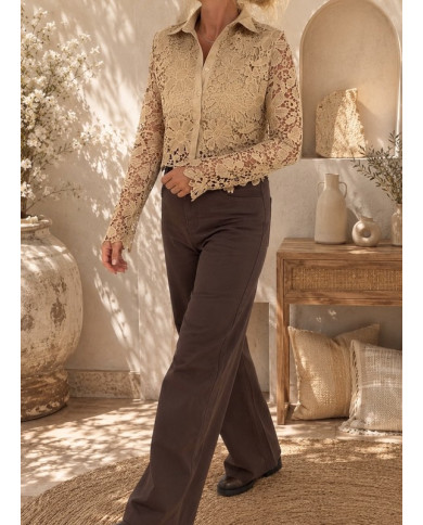 Chemisier brodé beige foncé