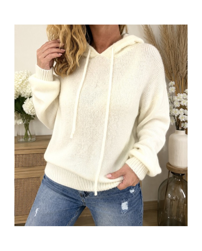 Pull écru à capuche avec mohair