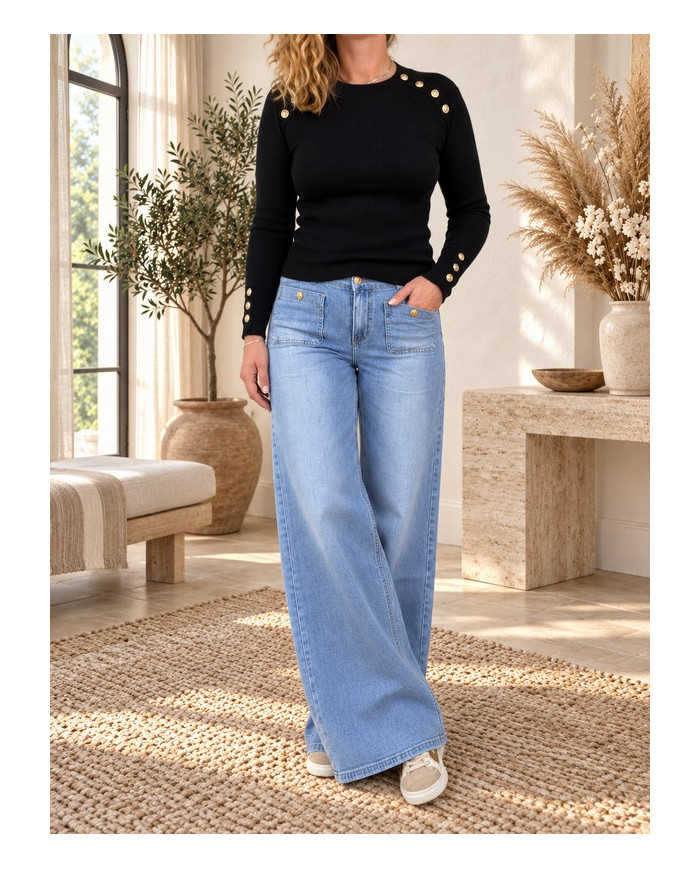 Top noir avec boutons dorés
