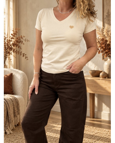 T-shirt beige & petit cœur doré