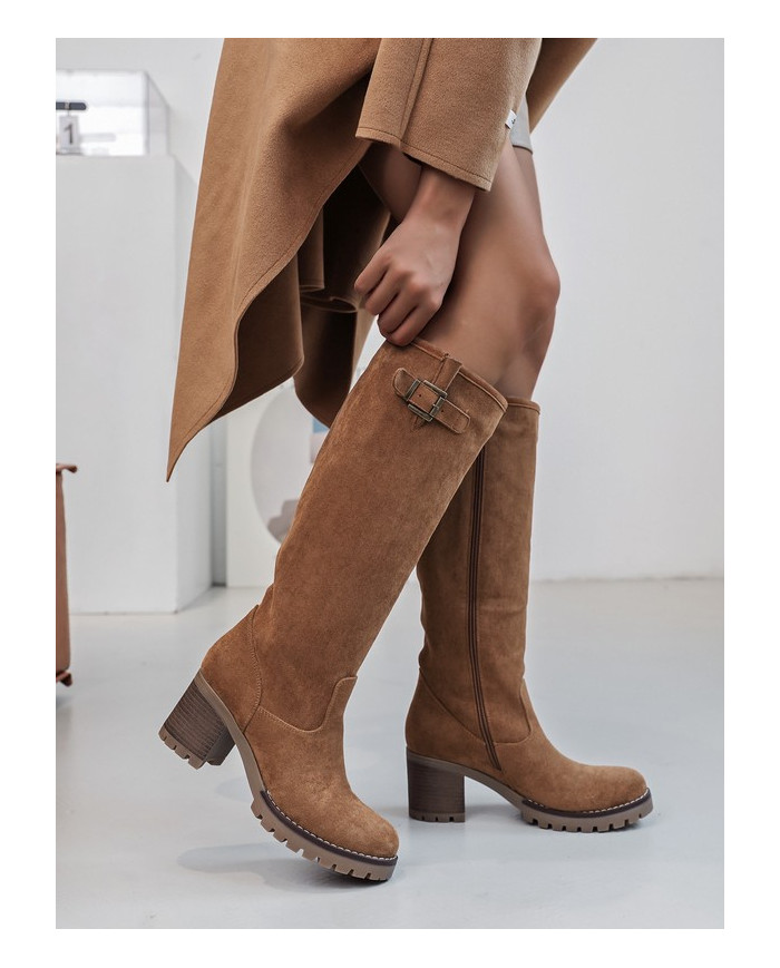 Bottes camel avec boucle