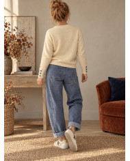 Pull chaud beige & cœur bleu jean