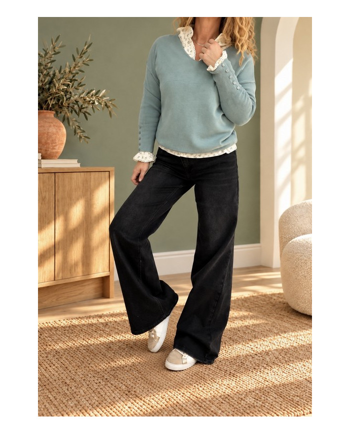 Pull vert amande avec petits boutons