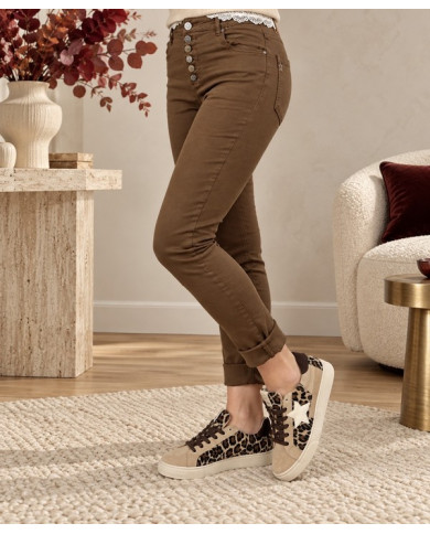 Pantalon tabac boutons bijoux Dario