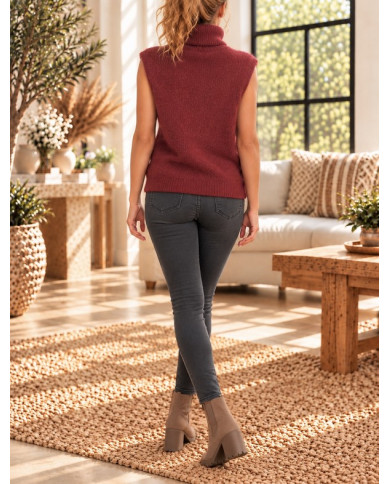 Pull col roulé alpaga sans manches bordeaux