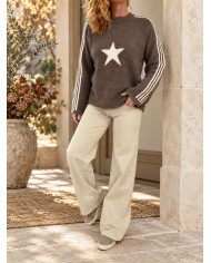 Pull chaud taupe avec étoile écru