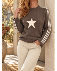 Pull chaud taupe avec étoile écru