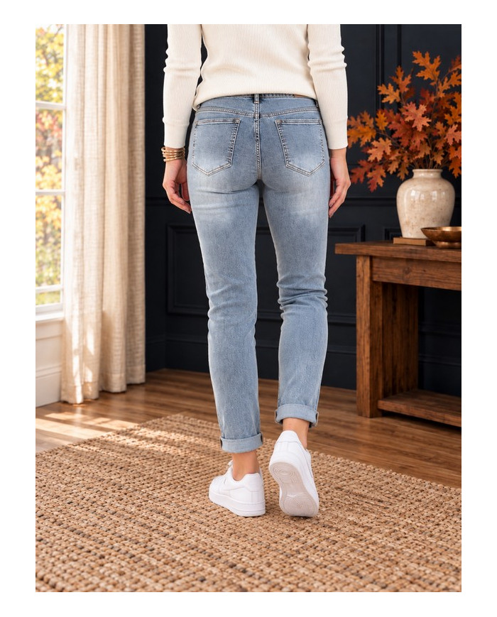 Jean mom relax Tommy