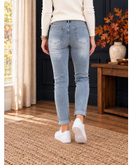 Jean mom relax Tommy