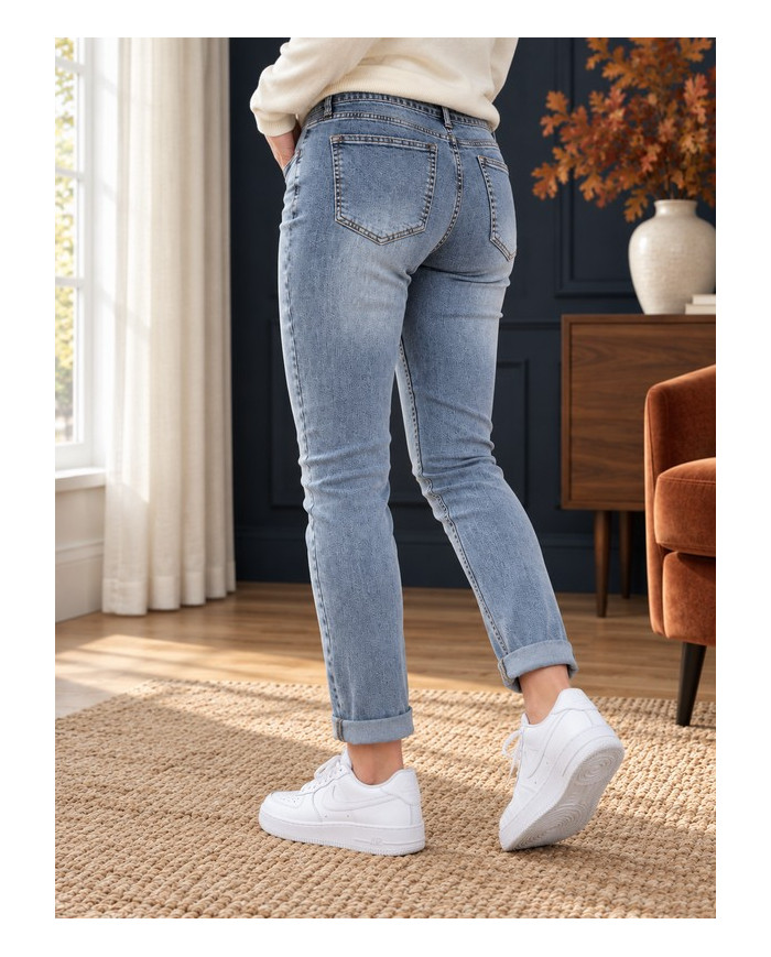 Jean mom relax Tommy