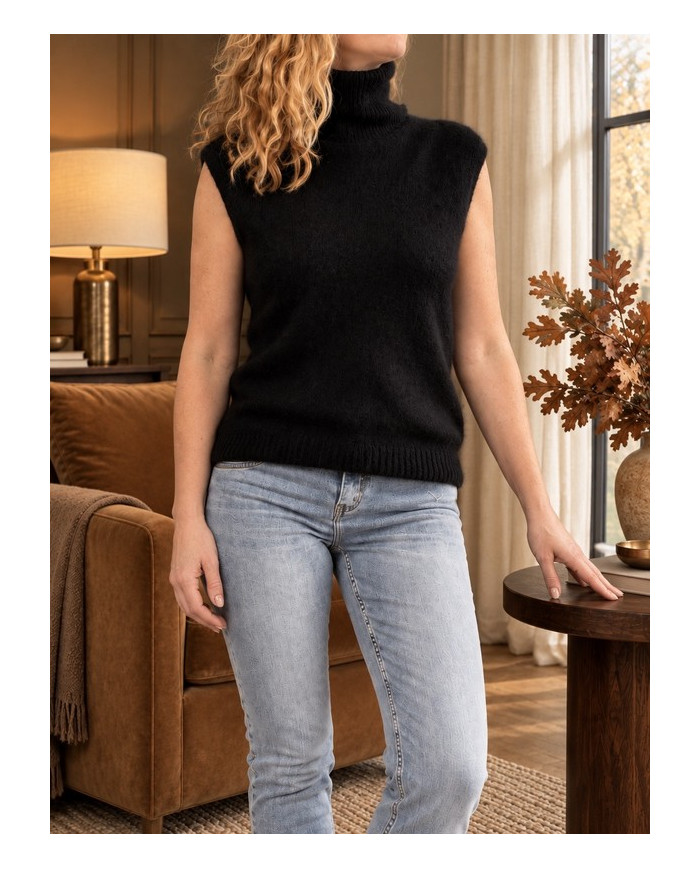 Pull col roulé alpaga sans manches noir
