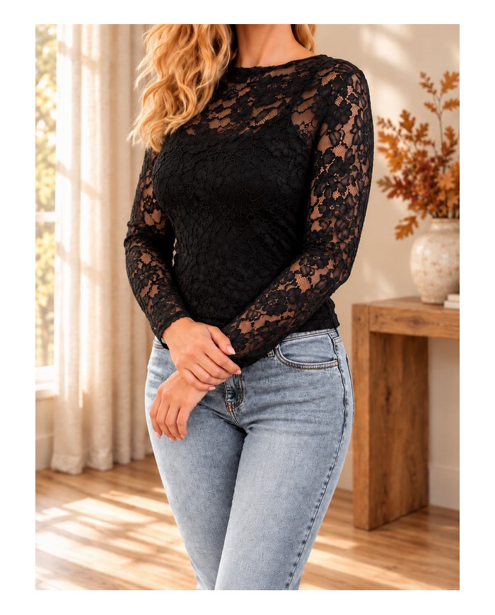 Top chic en dentelle noir