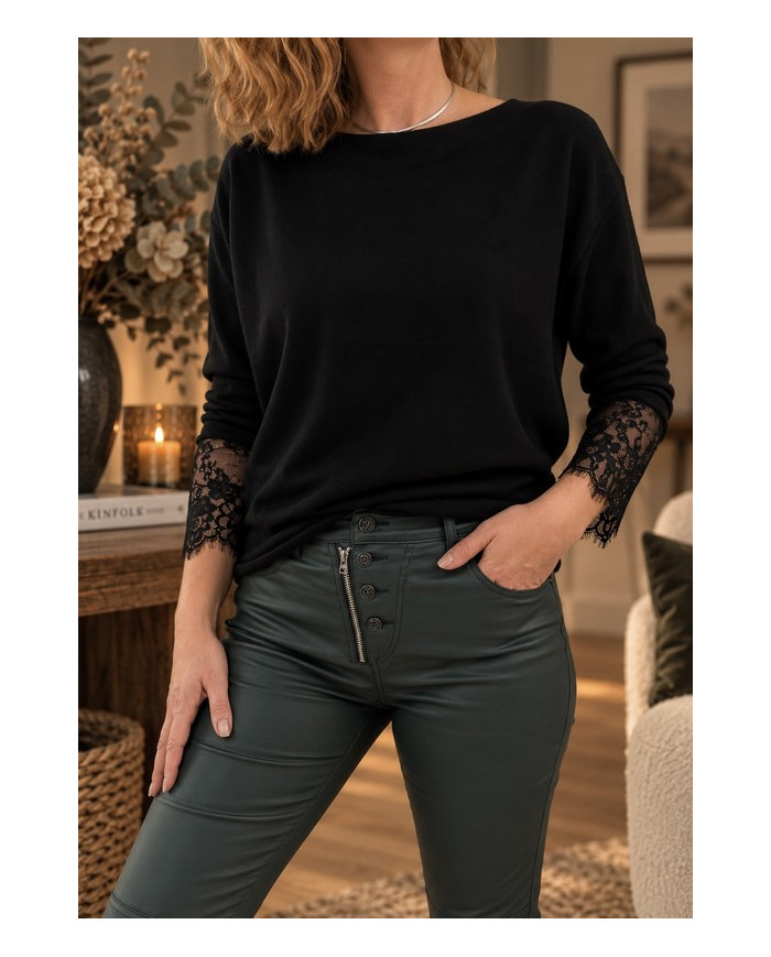 Pull noir manches dentelle Leny