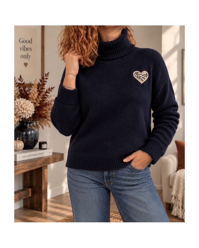 Pull col roulé marine & cœur léopard