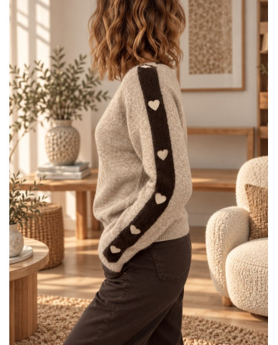 Pull taupe & petits cœurs