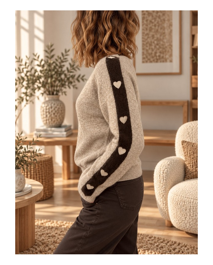 Pull taupe & petits cœurs