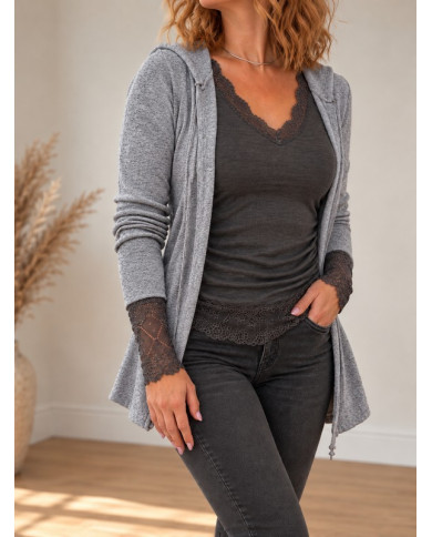 Gilet à capuche doux et confortable gris