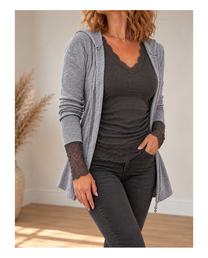 Gilet à capuche doux et confortable gris