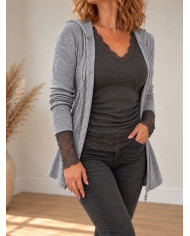 Gilet à capuche doux et confortable gris