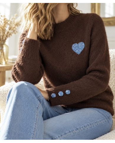 Pull chocolat & cœur bleu jean