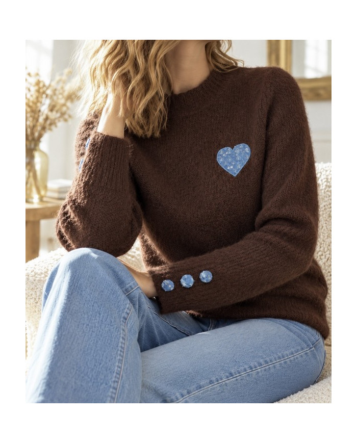 Pull chocolat & cœur bleu jean